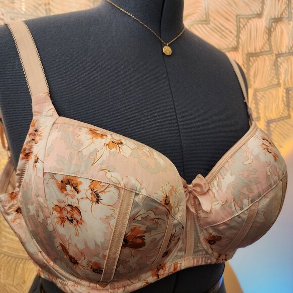 Parfait Charlotte padded bra, Blossom, UK-34FF US-34H - Picture 2 of 10